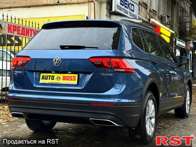 Фольксваген Тігуан, об'ємом двигуна 2 л та пробігом 103 тис. км за 18999 $, фото 6 на Automoto.ua