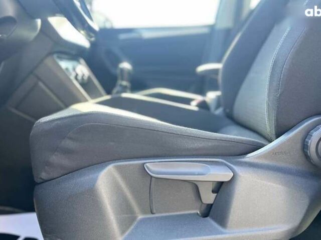 Фольксваген Тігуан, об'ємом двигуна 2 л та пробігом 258 тис. км за 18700 $, фото 14 на Automoto.ua