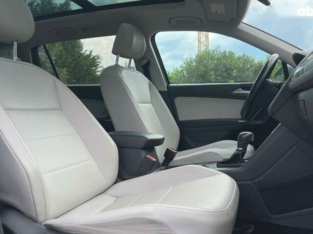 Фольксваген Тігуан, об'ємом двигуна 2 л та пробігом 135 тис. км за 19200 $, фото 18 на Automoto.ua