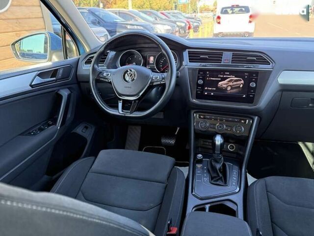 Фольксваген Тигуан, объемом двигателя 2 л и пробегом 152 тыс. км за 25200 $, фото 13 на Automoto.ua