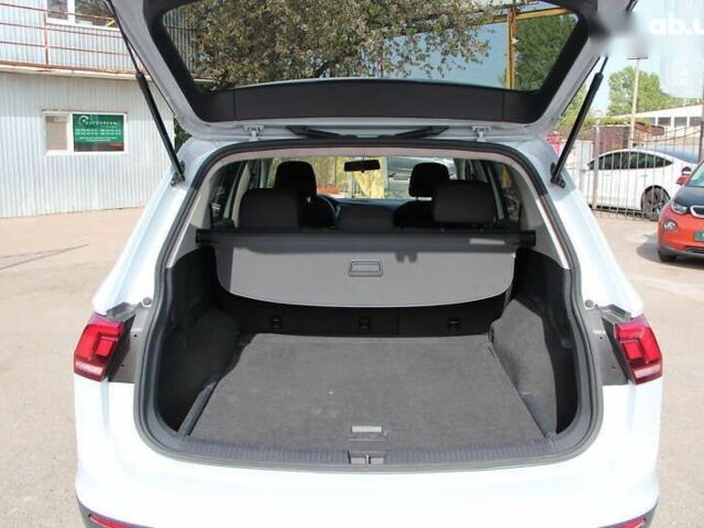 Фольксваген Тігуан, об'ємом двигуна 2 л та пробігом 104 тис. км за 22300 $, фото 10 на Automoto.ua