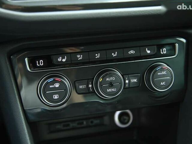 Фольксваген Тігуан, об'ємом двигуна 2 л та пробігом 84 тис. км за 24500 $, фото 14 на Automoto.ua