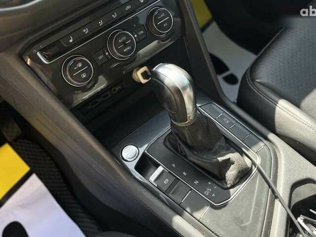 Фольксваген Тигуан, объемом двигателя 2 л и пробегом 123 тыс. км за 21800 $, фото 19 на Automoto.ua