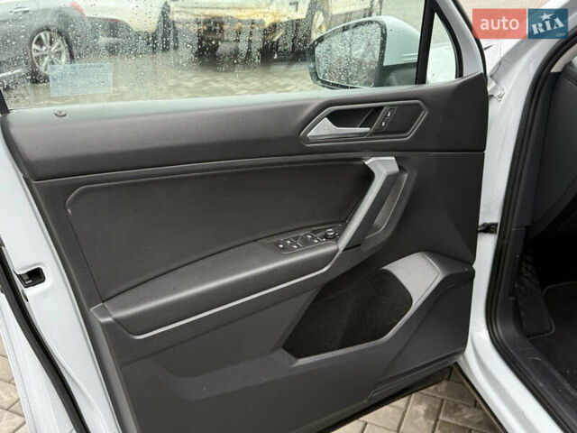 Фольксваген Тигуан, объемом двигателя 2 л и пробегом 171 тыс. км за 16100 $, фото 8 на Automoto.ua