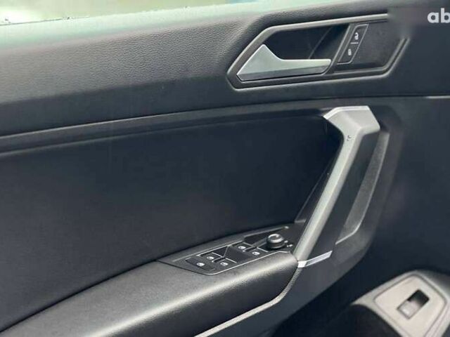 Фольксваген Тигуан, объемом двигателя 2 л и пробегом 42 тыс. км за 22200 $, фото 9 на Automoto.ua