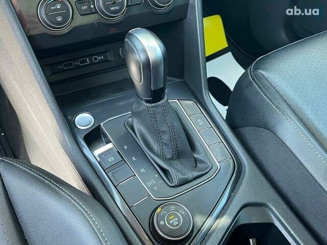 Фольксваген Тигуан, объемом двигателя 2 л и пробегом 130 тыс. км за 21500 $, фото 10 на Automoto.ua