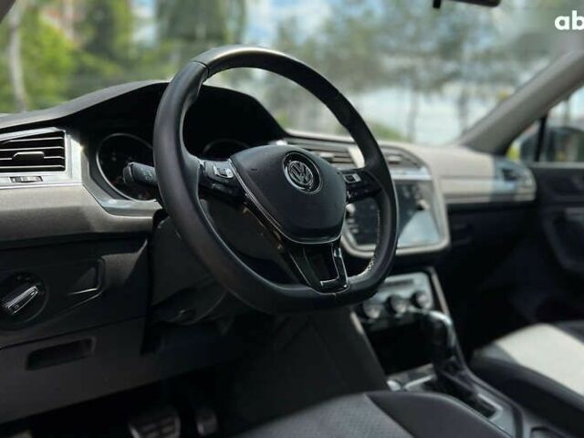 Фольксваген Тигуан, объемом двигателя 2 л и пробегом 42 тыс. км за 21300 $, фото 20 на Automoto.ua