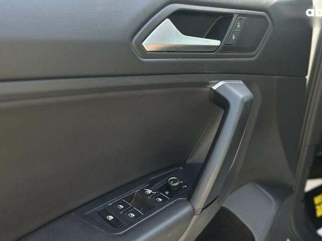 Фольксваген Тигуан, объемом двигателя 2 л и пробегом 123 тыс. км за 21800 $, фото 8 на Automoto.ua