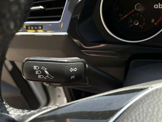 Фольксваген Тигуан, объемом двигателя 2 л и пробегом 123 тыс. км за 21800 $, фото 16 на Automoto.ua