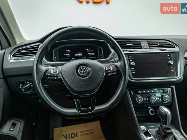 Фольксваген Тигуан, объемом двигателя 2 л и пробегом 56 тыс. км за 31844 $, фото 13 на Automoto.ua