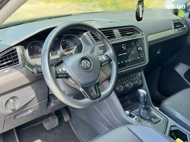 Фольксваген Тигуан, объемом двигателя 2 л и пробегом 185 тыс. км за 19500 $, фото 26 на Automoto.ua