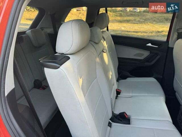 Фольксваген Тигуан, объемом двигателя 1.98 л и пробегом 114 тыс. км за 26300 $, фото 10 на Automoto.ua