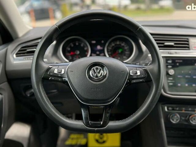 Фольксваген Тигуан, объемом двигателя 2 л и пробегом 42 тыс. км за 21300 $, фото 14 на Automoto.ua