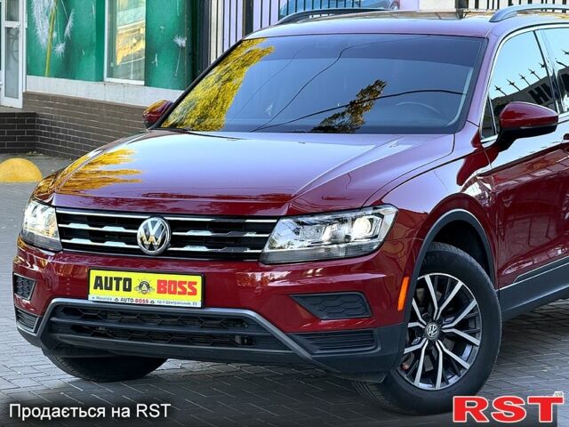 Фольксваген Тігуан, об'ємом двигуна 2 л та пробігом 99 тис. км за 20300 $, фото 1 на Automoto.ua