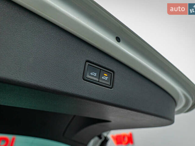 Фольксваген Тигуан, объемом двигателя 2 л и пробегом 56 тыс. км за 31844 $, фото 7 на Automoto.ua