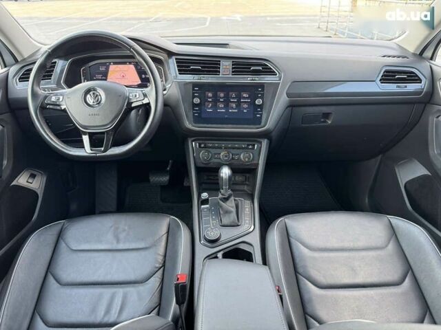 Фольксваген Тигуан, объемом двигателя 2 л и пробегом 146 тыс. км за 21300 $, фото 21 на Automoto.ua