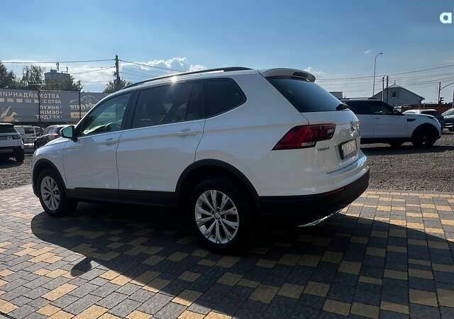 Фольксваген Тігуан, об'ємом двигуна 2 л та пробігом 163 тис. км за 15990 $, фото 4 на Automoto.ua