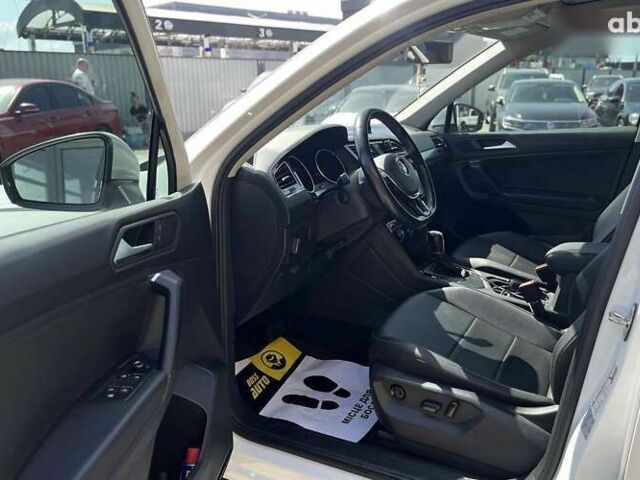 Фольксваген Тигуан, объемом двигателя 2 л и пробегом 123 тыс. км за 21800 $, фото 9 на Automoto.ua