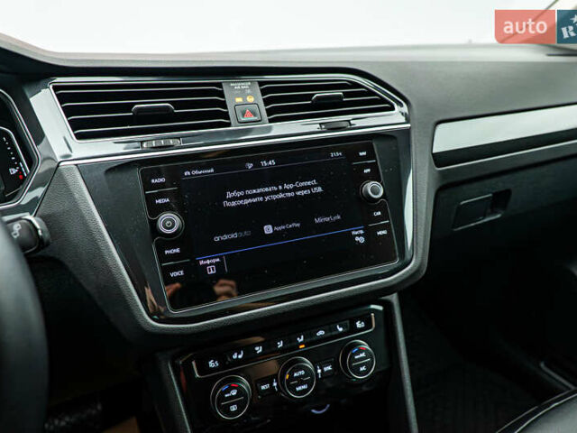 Фольксваген Тигуан, объемом двигателя 2 л и пробегом 56 тыс. км за 31844 $, фото 15 на Automoto.ua