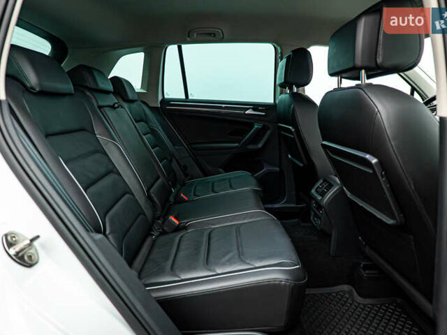 Фольксваген Тигуан, объемом двигателя 2 л и пробегом 56 тыс. км за 31844 $, фото 20 на Automoto.ua