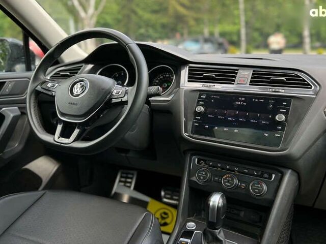 Фольксваген Тигуан, объемом двигателя 2 л и пробегом 42 тыс. км за 21300 $, фото 13 на Automoto.ua