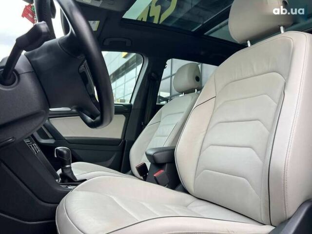 Фольксваген Тигуан, объемом двигателя 2 л и пробегом 40 тыс. км за 28200 $, фото 16 на Automoto.ua