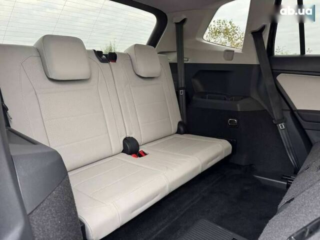 Фольксваген Тігуан, об'ємом двигуна 2 л та пробігом 117 тис. км за 19650 $, фото 25 на Automoto.ua