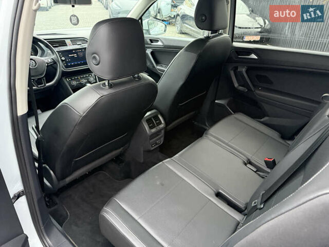 Фольксваген Тигуан, объемом двигателя 2 л и пробегом 171 тыс. км за 16100 $, фото 13 на Automoto.ua