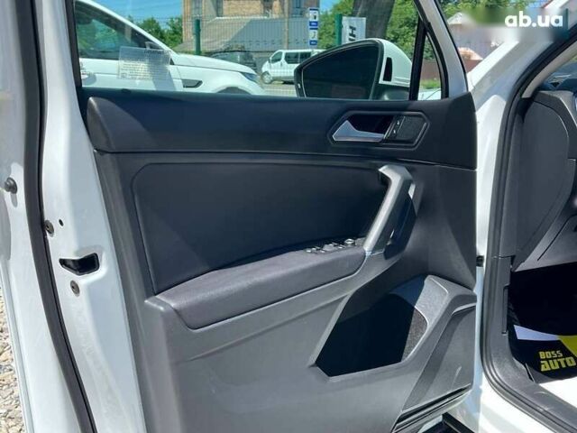 Фольксваген Тигуан, объемом двигателя 2 л и пробегом 130 тыс. км за 21500 $, фото 16 на Automoto.ua