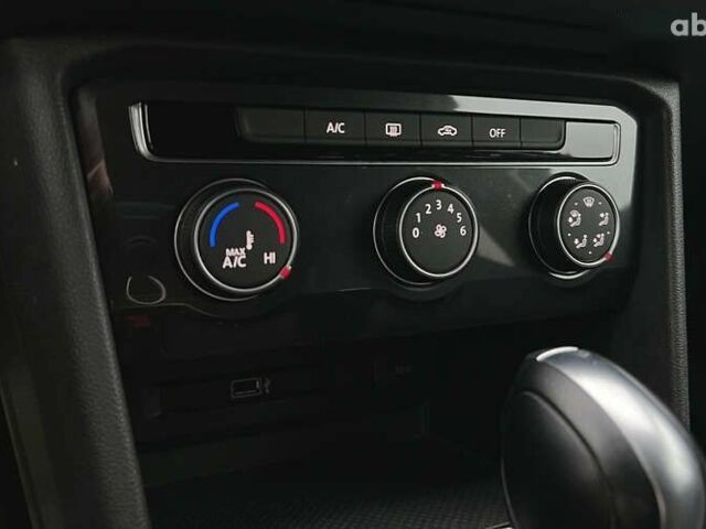 Фольксваген Тигуан, объемом двигателя 2 л и пробегом 53 тыс. км за 19650 $, фото 21 на Automoto.ua