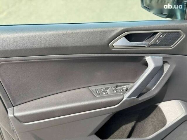 Фольксваген Тигуан, объемом двигателя 2 л и пробегом 185 тыс. км за 19500 $, фото 27 на Automoto.ua