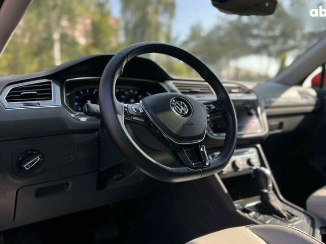 Фольксваген Тигуан, объемом двигателя 2 л и пробегом 102 тыс. км за 24300 $, фото 17 на Automoto.ua