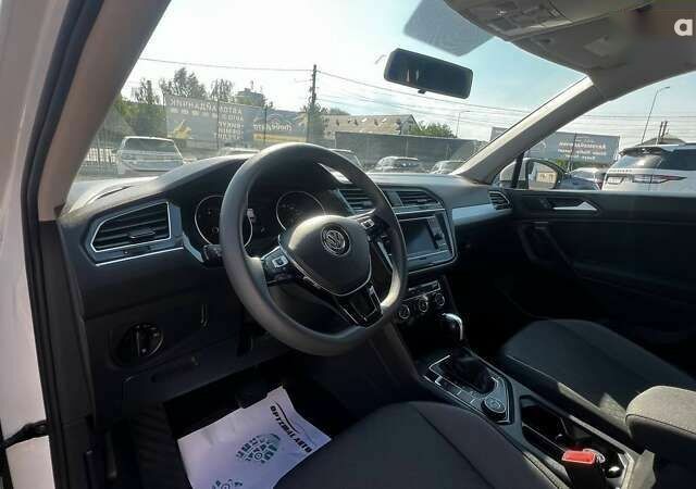 Фольксваген Тігуан, об'ємом двигуна 2 л та пробігом 163 тис. км за 15990 $, фото 13 на Automoto.ua