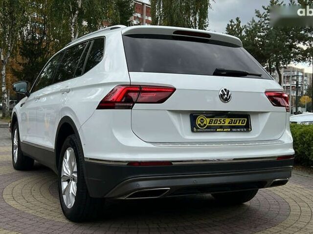 Фольксваген Тигуан, объемом двигателя 2 л и пробегом 191 тыс. км за 27500 $, фото 4 на Automoto.ua