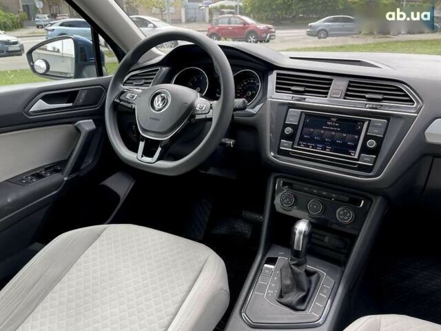 Фольксваген Тигуан, объемом двигателя 2 л и пробегом 129 тыс. км за 17900 $, фото 10 на Automoto.ua