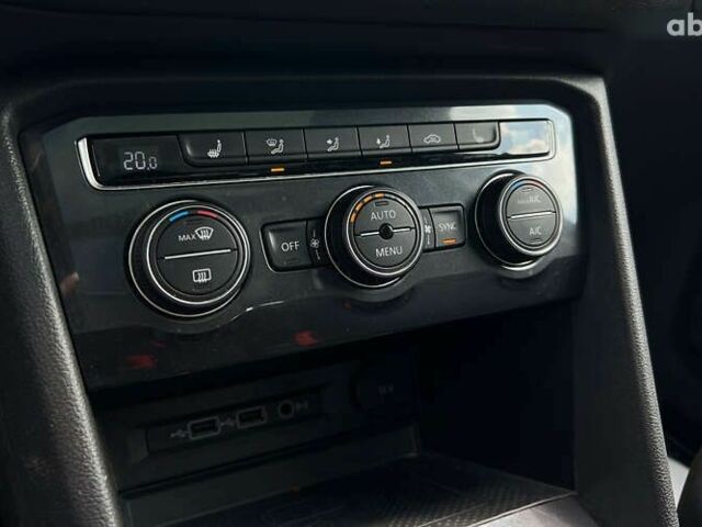 Фольксваген Тигуан, объемом двигателя 2 л и пробегом 42 тыс. км за 21300 $, фото 23 на Automoto.ua