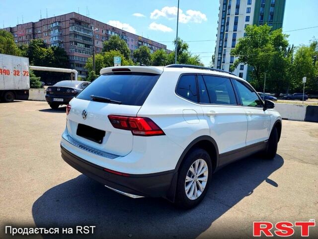 Фольксваген Тигуан, объемом двигателя 20 л и пробегом 90 тыс. км за 15999 $, фото 4 на Automoto.ua