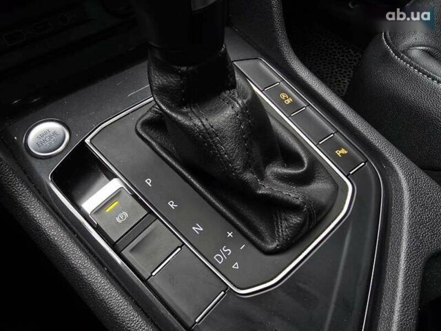 Фольксваген Тігуан, об'ємом двигуна 2 л та пробігом 132 тис. км за 23500 $, фото 21 на Automoto.ua