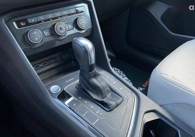 Фольксваген Тігуан, об'ємом двигуна 2 л та пробігом 62 тис. км за 18200 $, фото 20 на Automoto.ua