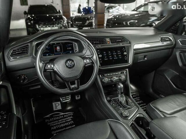Фольксваген Тігуан, об'ємом двигуна 2 л та пробігом 45 тис. км за 31900 $, фото 23 на Automoto.ua