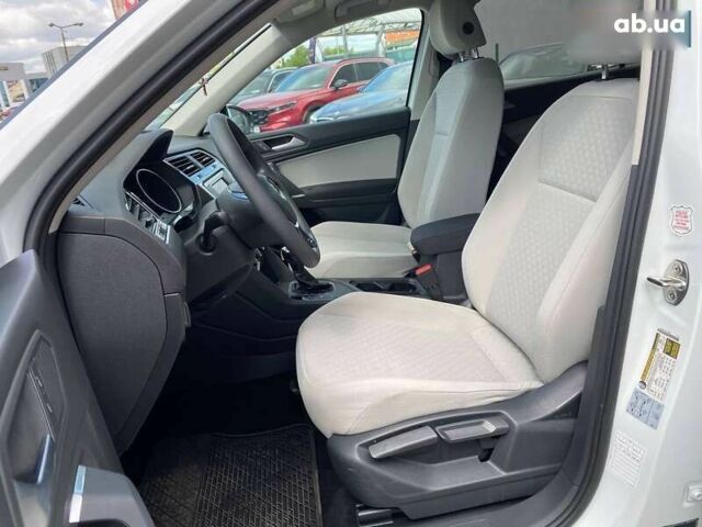 Фольксваген Тигуан, объемом двигателя 2 л и пробегом 33 тыс. км за 18900 $, фото 17 на Automoto.ua