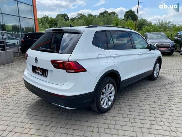 Фольксваген Тигуан, объемом двигателя 2 л и пробегом 33 тыс. км за 18900 $, фото 6 на Automoto.ua