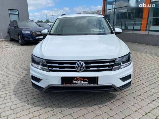 Фольксваген Тигуан, объемом двигателя 2 л и пробегом 33 тыс. км за 18900 $, фото 1 на Automoto.ua