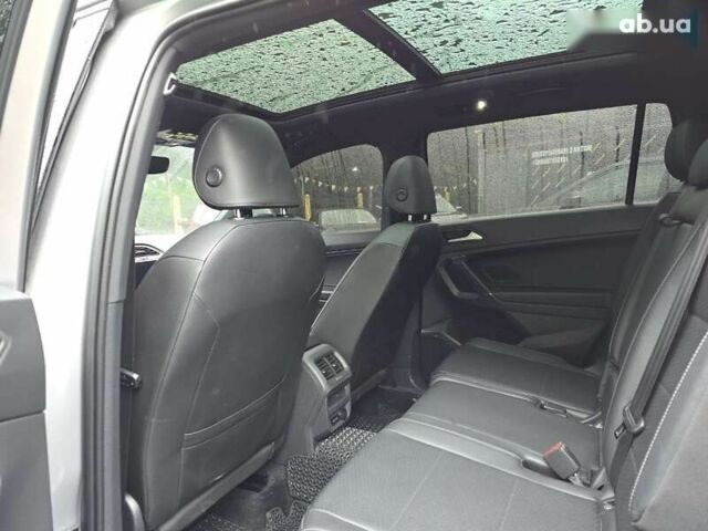 Фольксваген Тігуан, об'ємом двигуна 2 л та пробігом 132 тис. км за 23500 $, фото 18 на Automoto.ua