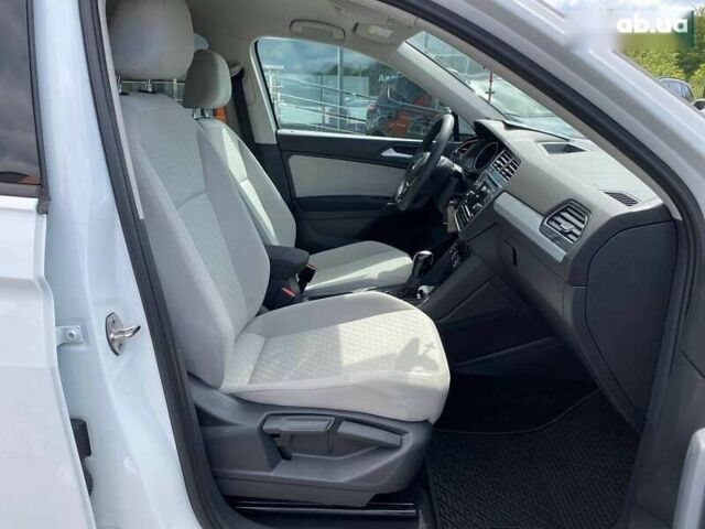 Фольксваген Тигуан, объемом двигателя 2 л и пробегом 33 тыс. км за 18900 $, фото 23 на Automoto.ua