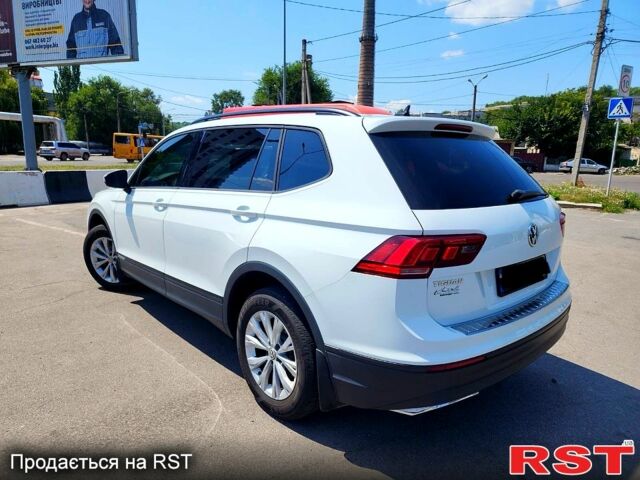 Фольксваген Тигуан, объемом двигателя 20 л и пробегом 90 тыс. км за 15999 $, фото 6 на Automoto.ua