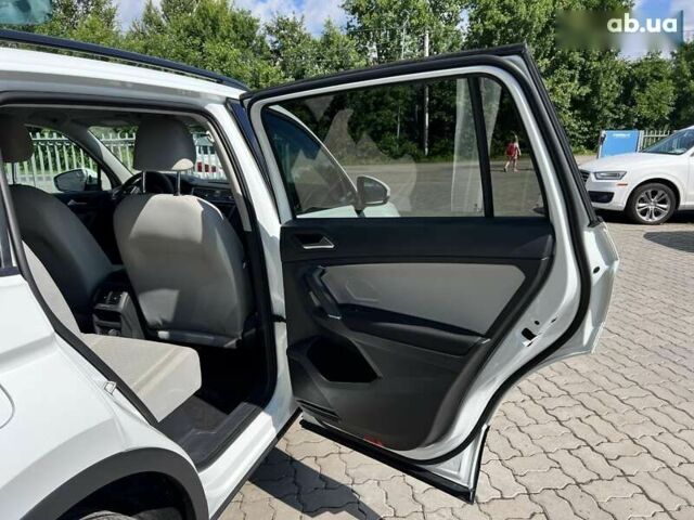 Фольксваген Тигуан, объемом двигателя 2 л и пробегом 167 тыс. км за 17490 $, фото 28 на Automoto.ua