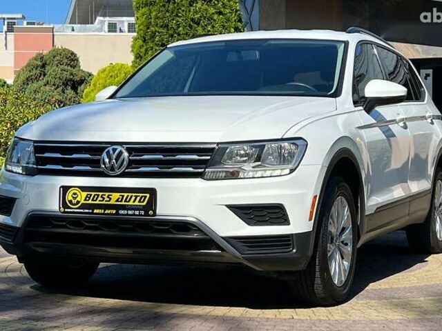 Фольксваген Тігуан, об'ємом двигуна 2 л та пробігом 211 тис. км за 16999 $, фото 2 на Automoto.ua
