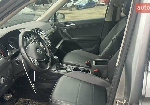 Фольксваген Тігуан, об'ємом двигуна 0 л та пробігом 216 тис. км за 14400 $, фото 7 на Automoto.ua