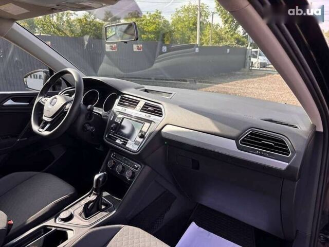 Фольксваген Тигуан, объемом двигателя 2 л и пробегом 211 тыс. км за 16400 $, фото 25 на Automoto.ua